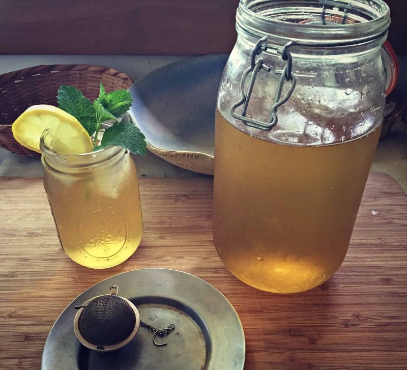 lemon balm tea