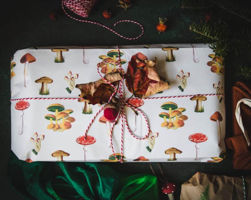 Eco-Friendly Gift Wrap: Reusable and Recycled Wrapping Paper
