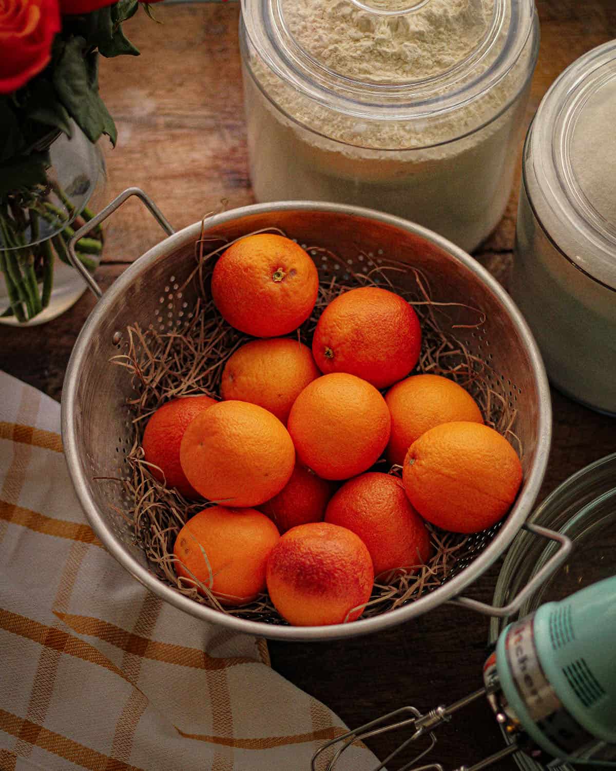 A bowl of whole blood oranges. 