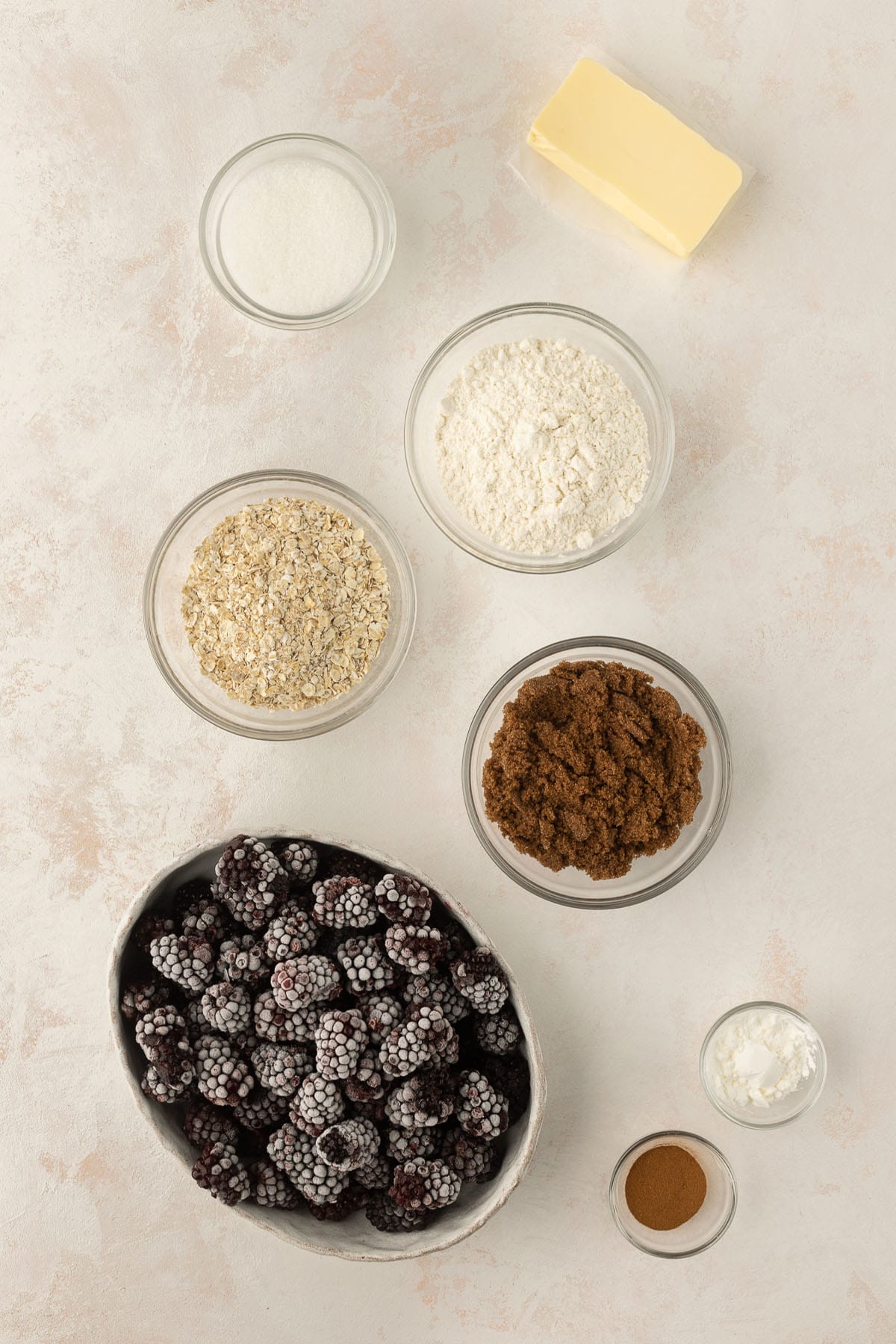 Blackberry crisp ingredients.